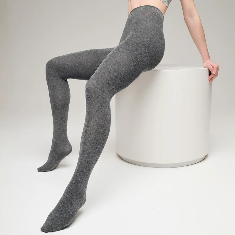 150514 | Sneaky Fox - Love You Grå