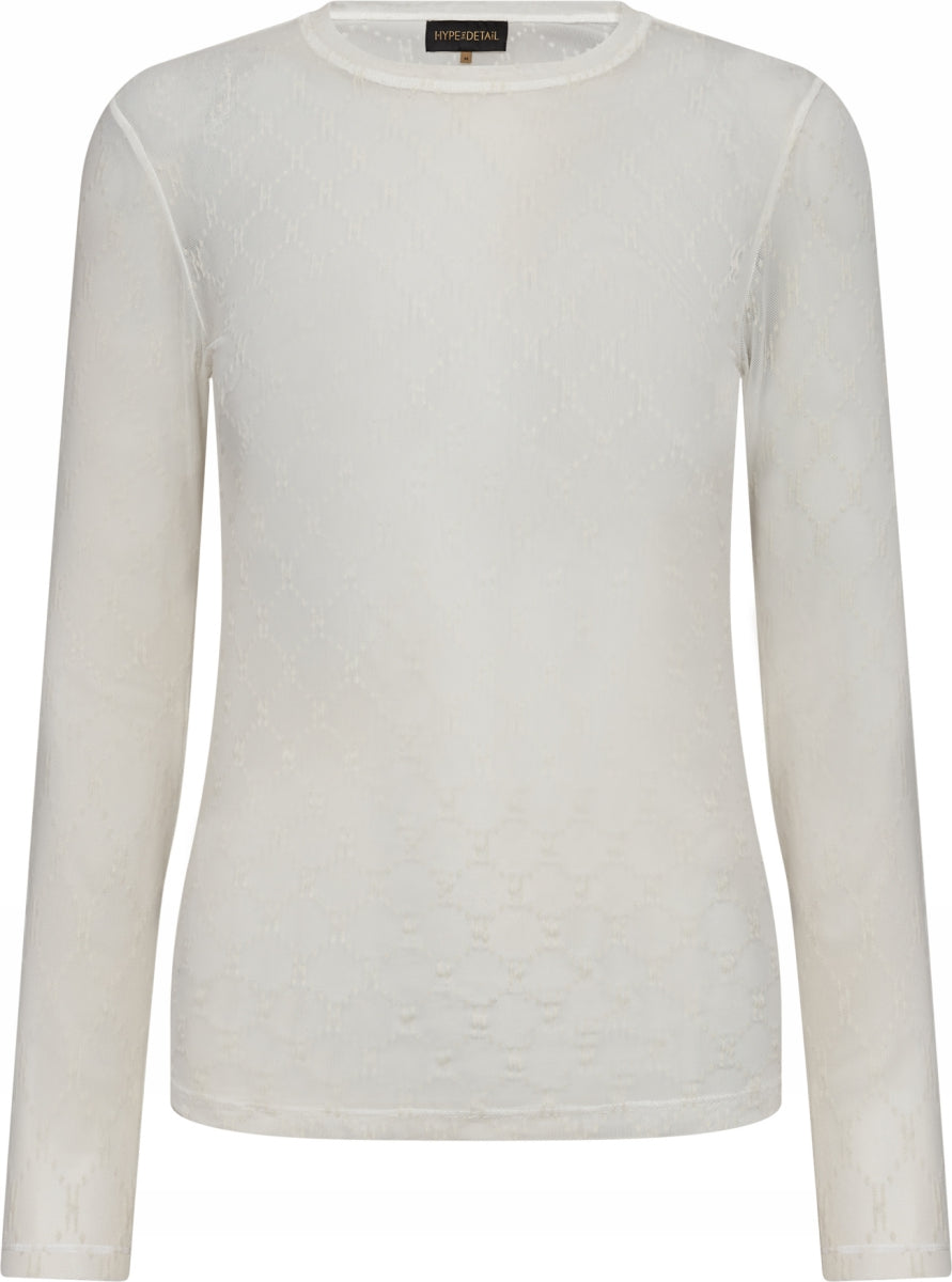 HYPE THE DETAIL 155784 netbluse i offwhite, diskret mønster, lange ærmer, set forfra på ensfarvet baggrund.