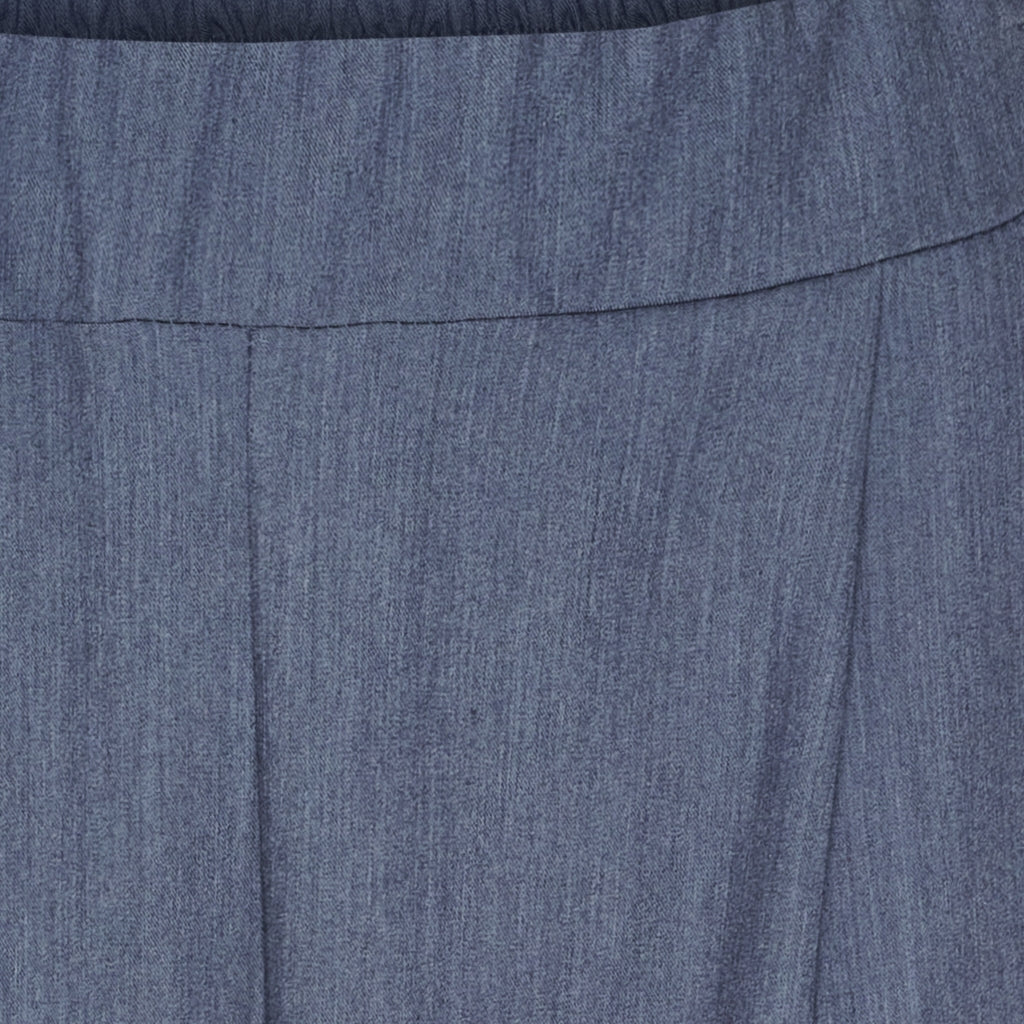 153687 | Marta du Château - Gilly