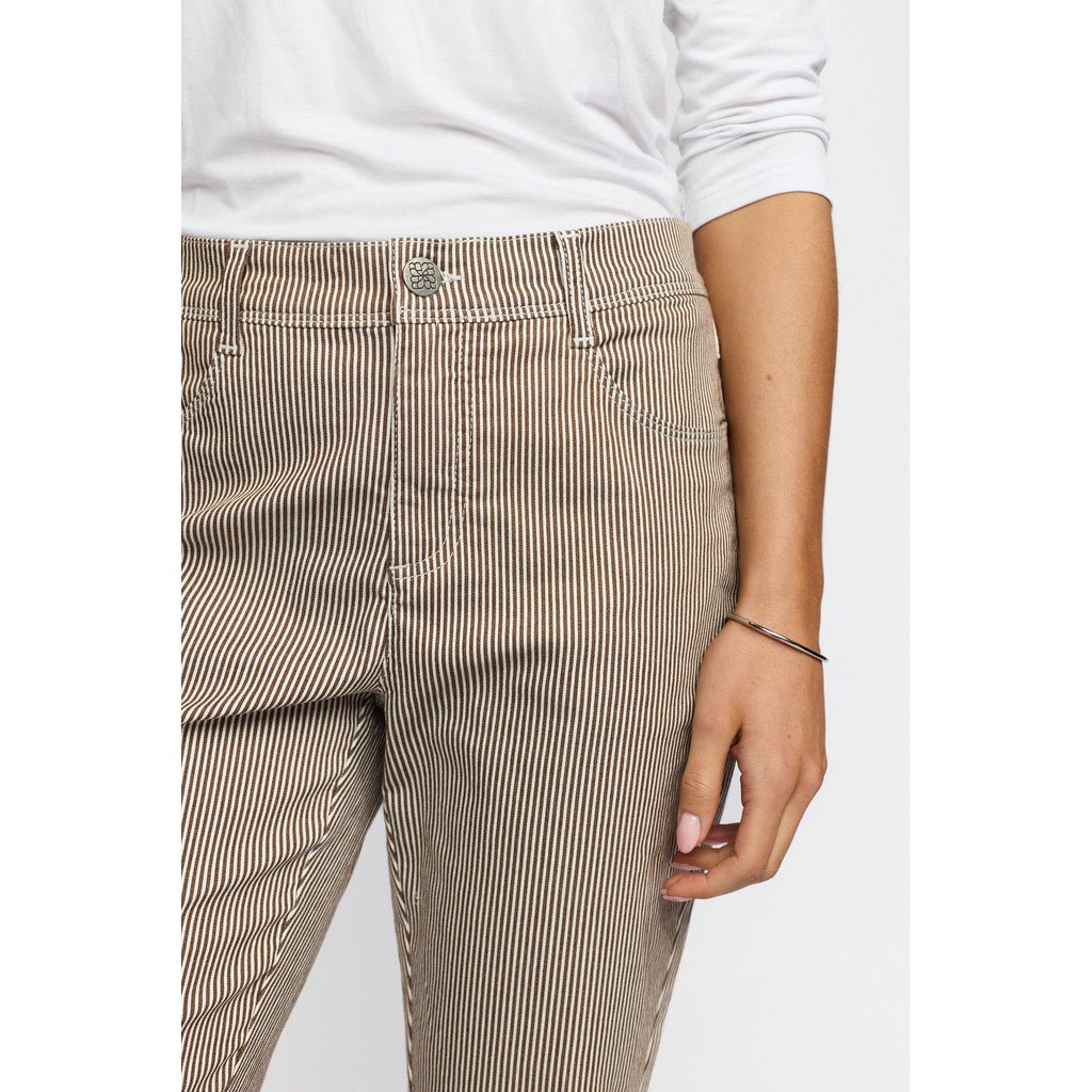 154890 | 2-Biz - Fira Brun