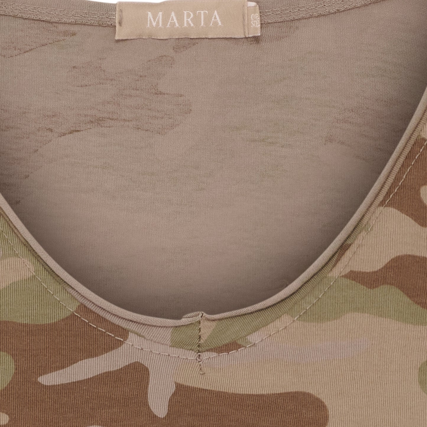 151997 | Marta du Château - Harper Mørk army