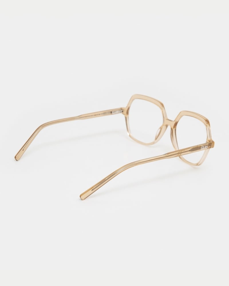 152279 | GLAS - Andrea Camel