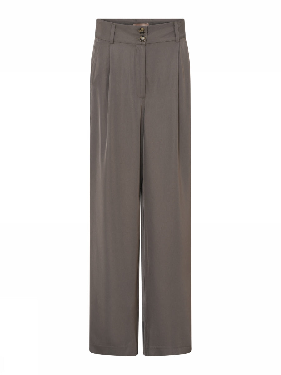 152304 | Gustav - Maddeline Brun