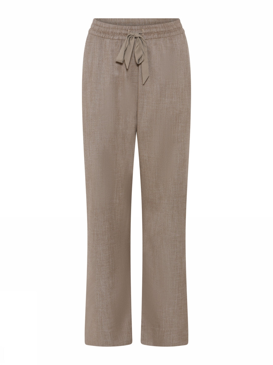 152301 | Gustav - Bali Brun