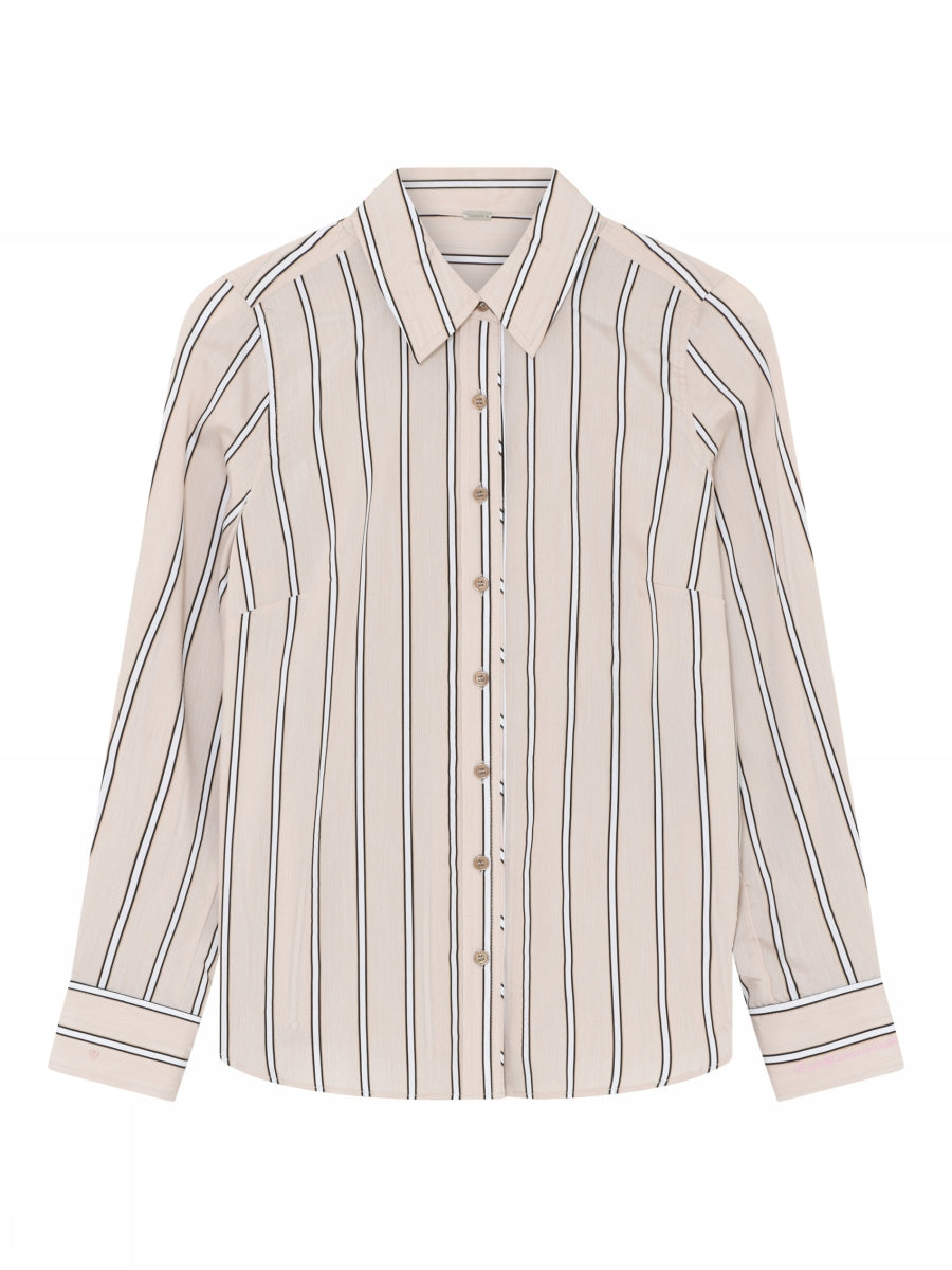 152562 | Gustav - Carmen Sand