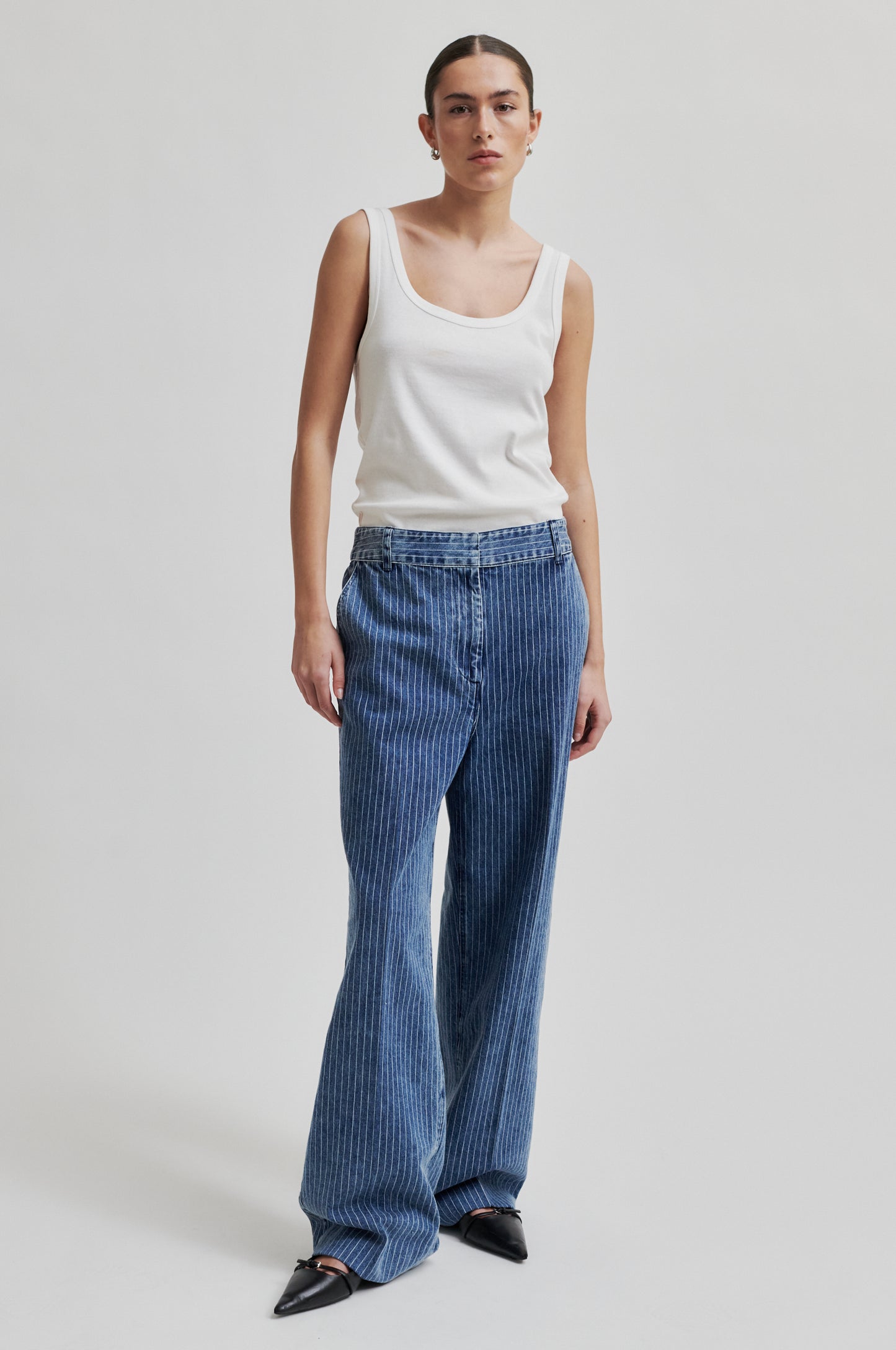 148519 | SECOND FEMALE - Tennessee Denim