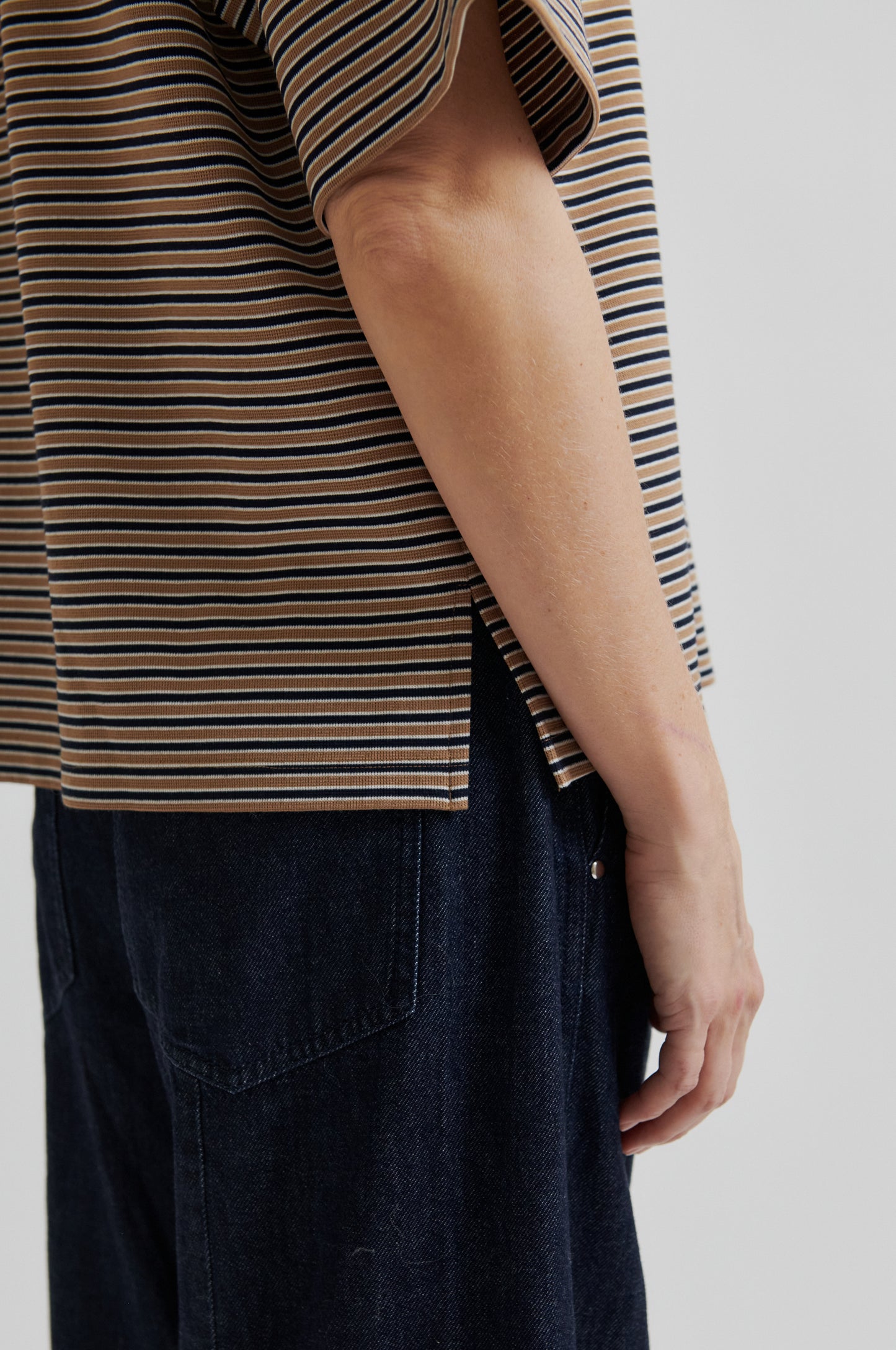 151940 | SECOND FEMALE - Norman Lysebrun