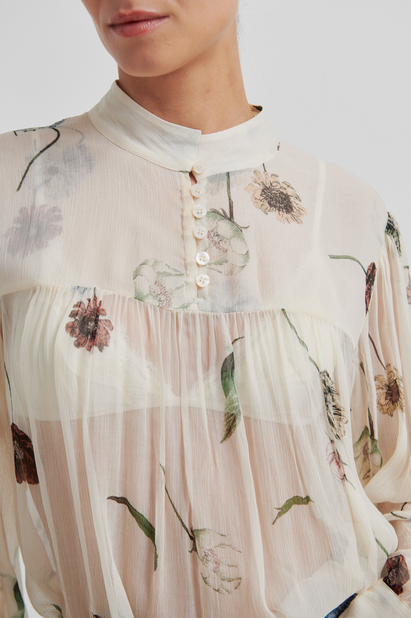 154260 | SECOND FEMALE - Florala Off white mønstret