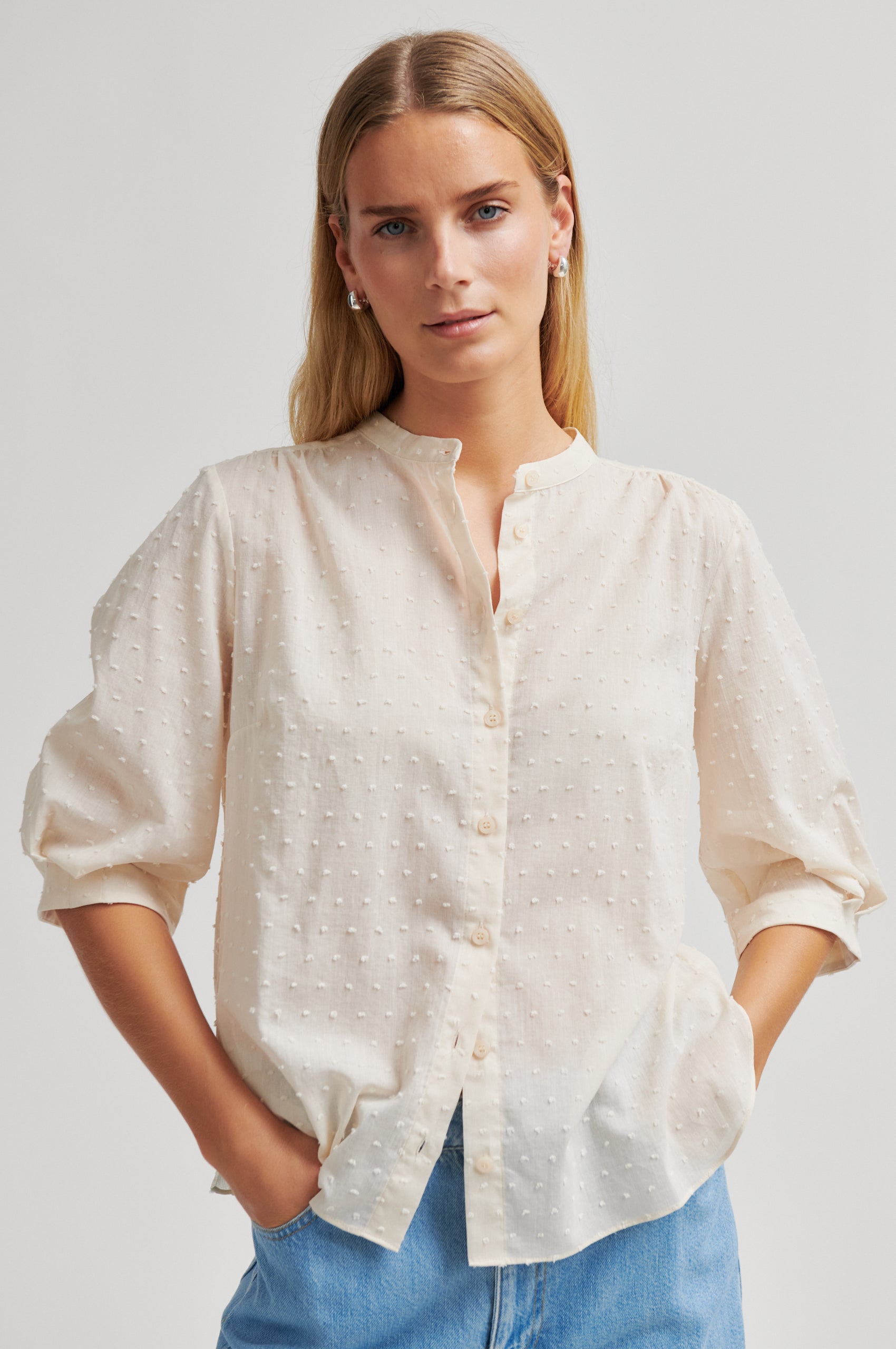 154875 | SECOND FEMALE - Celiva Off white