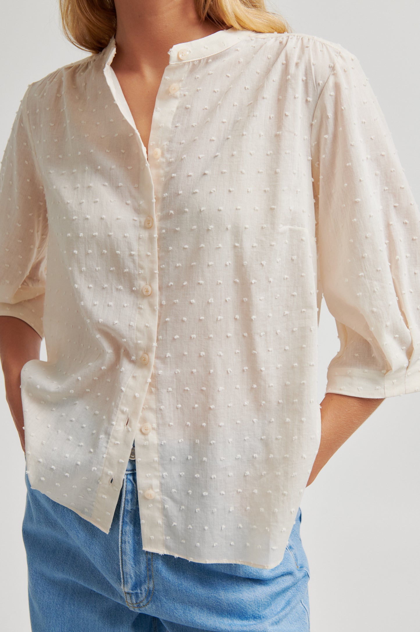 154875 | SECOND FEMALE - Celiva Off white