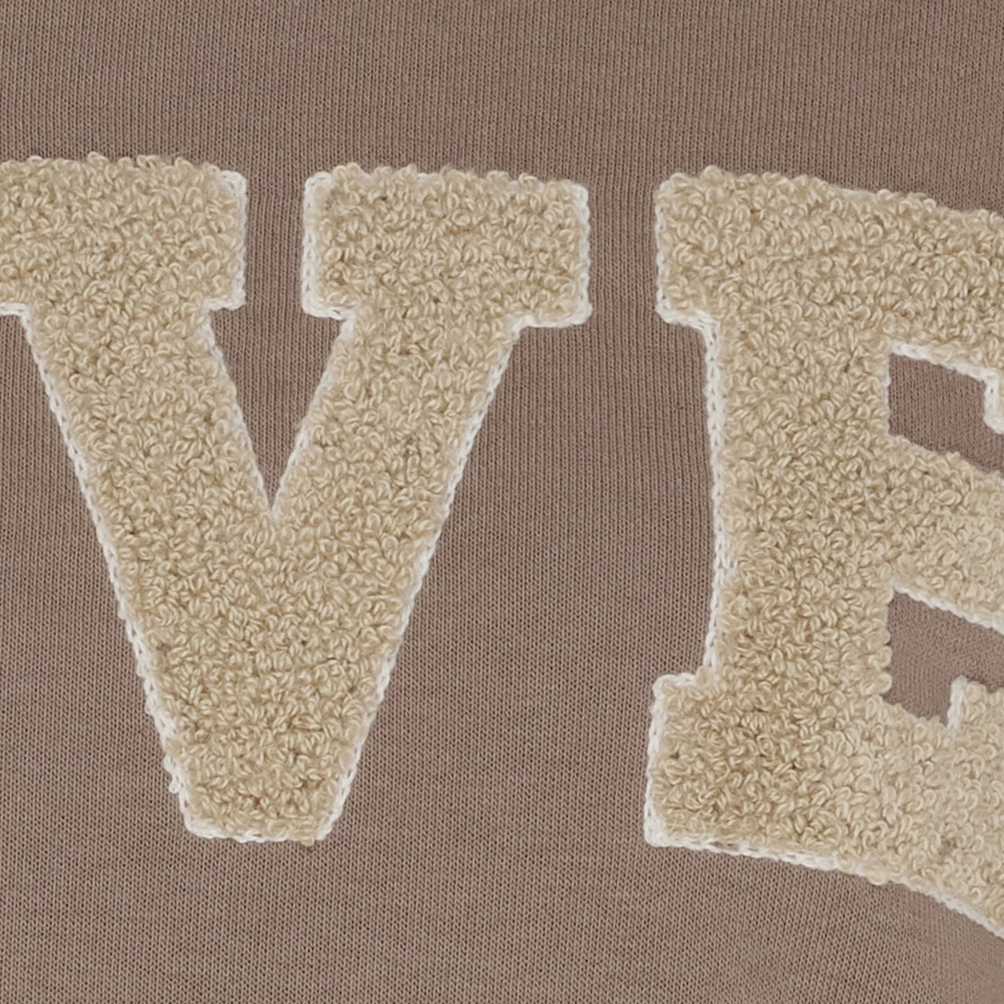 153710 | Marta du Château - Jessa Brun