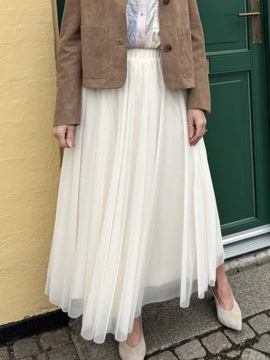  i Off white fra Luxzuz