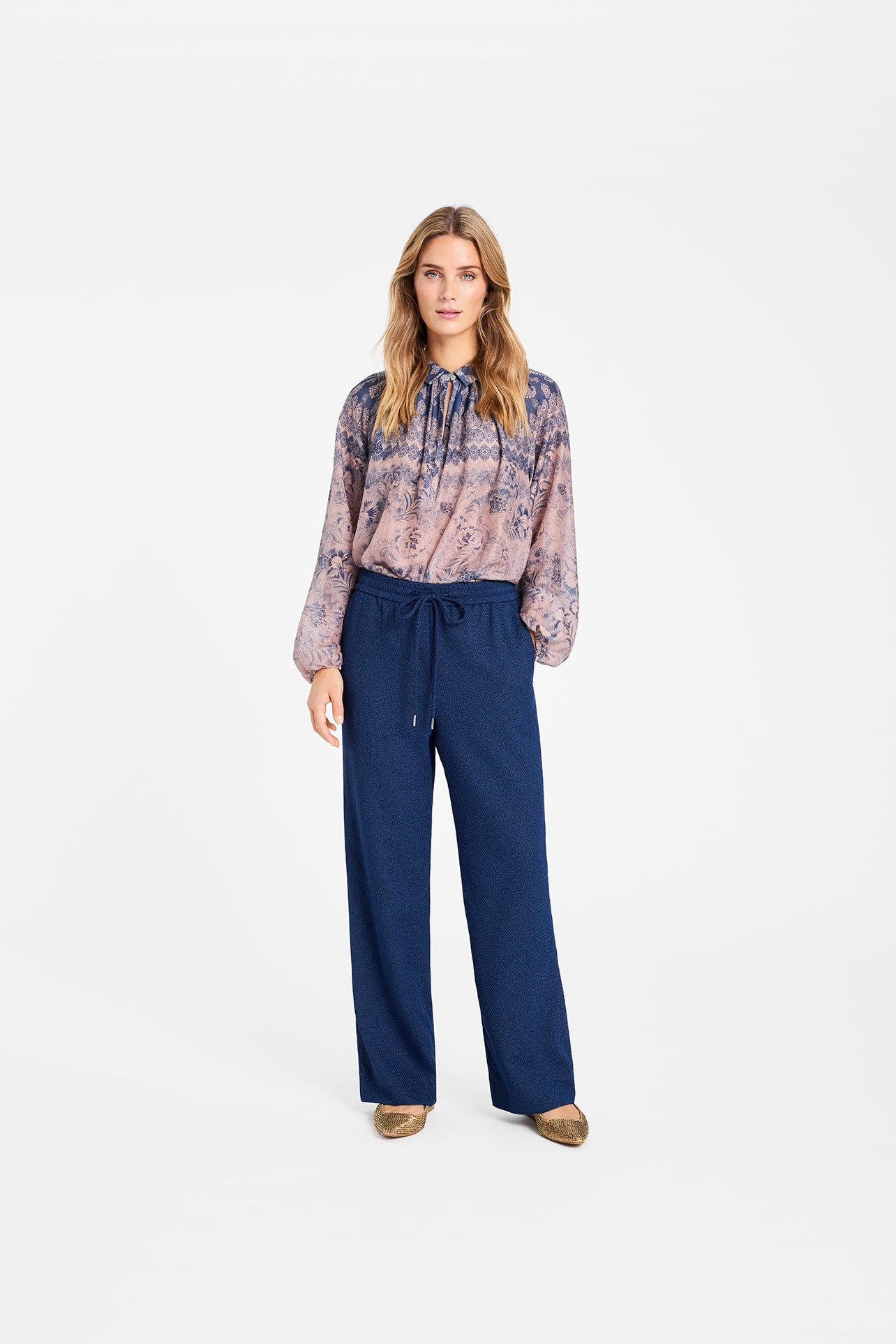 153467 | Gustav - Bali Mørkeblå