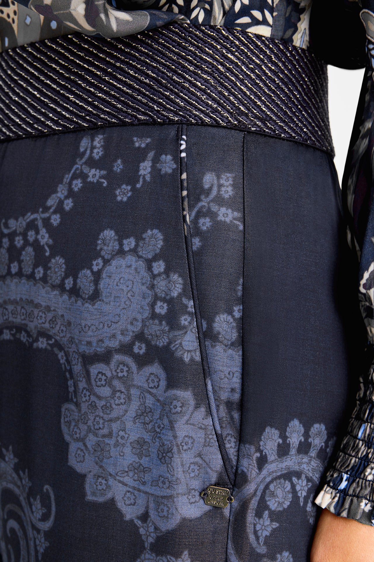 153079 | Gustav - Bay Blå mønstret