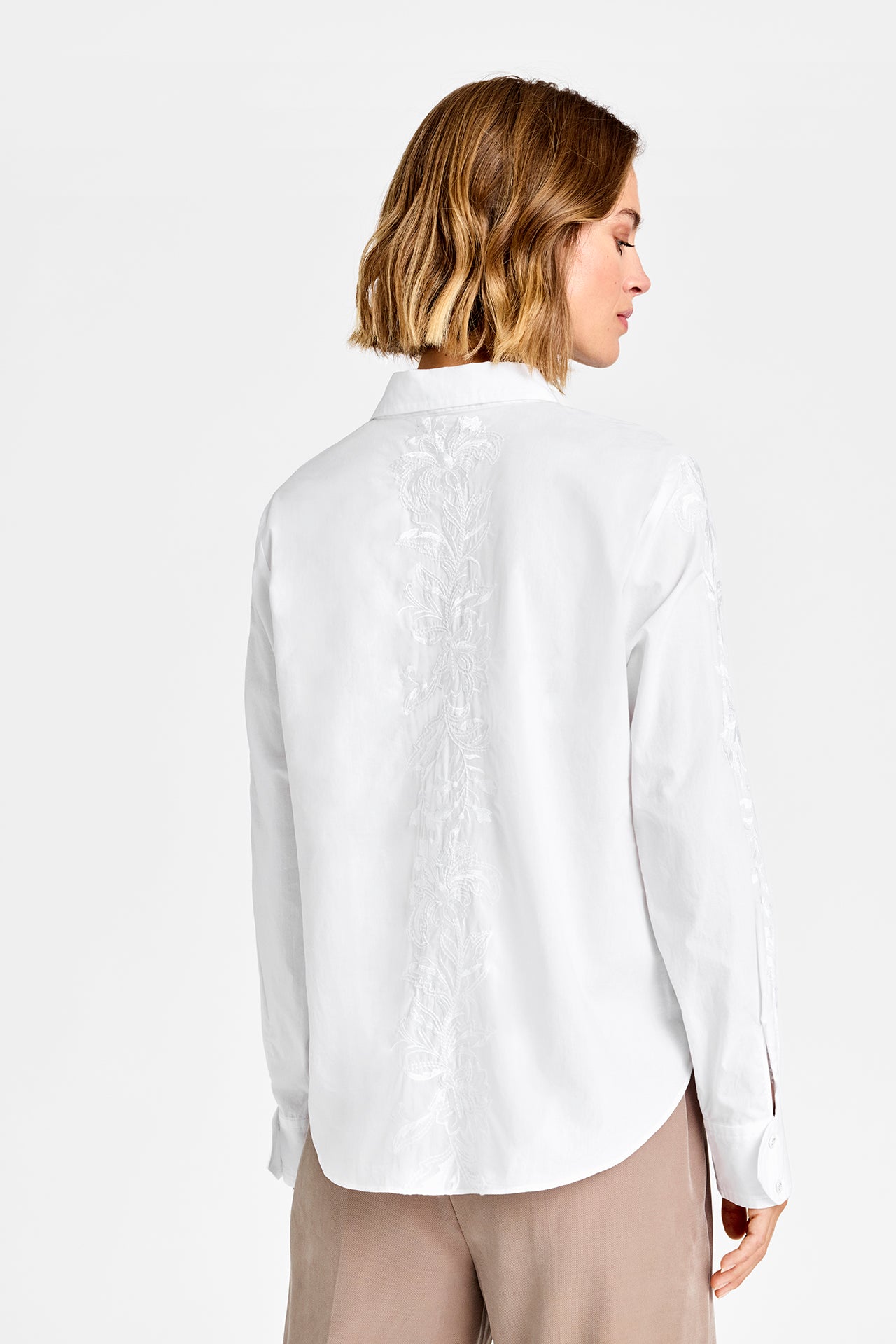 153088 | Gustav - Cana Hvid