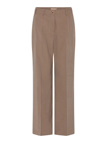 153066 | Gustav - Esta Lysebrun