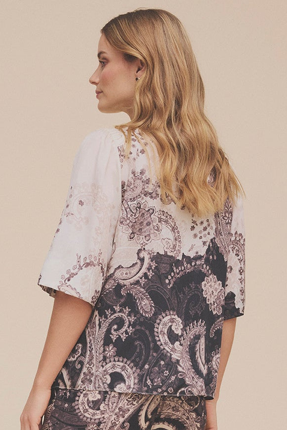 154581 | Gustav - Neomi Mønstret