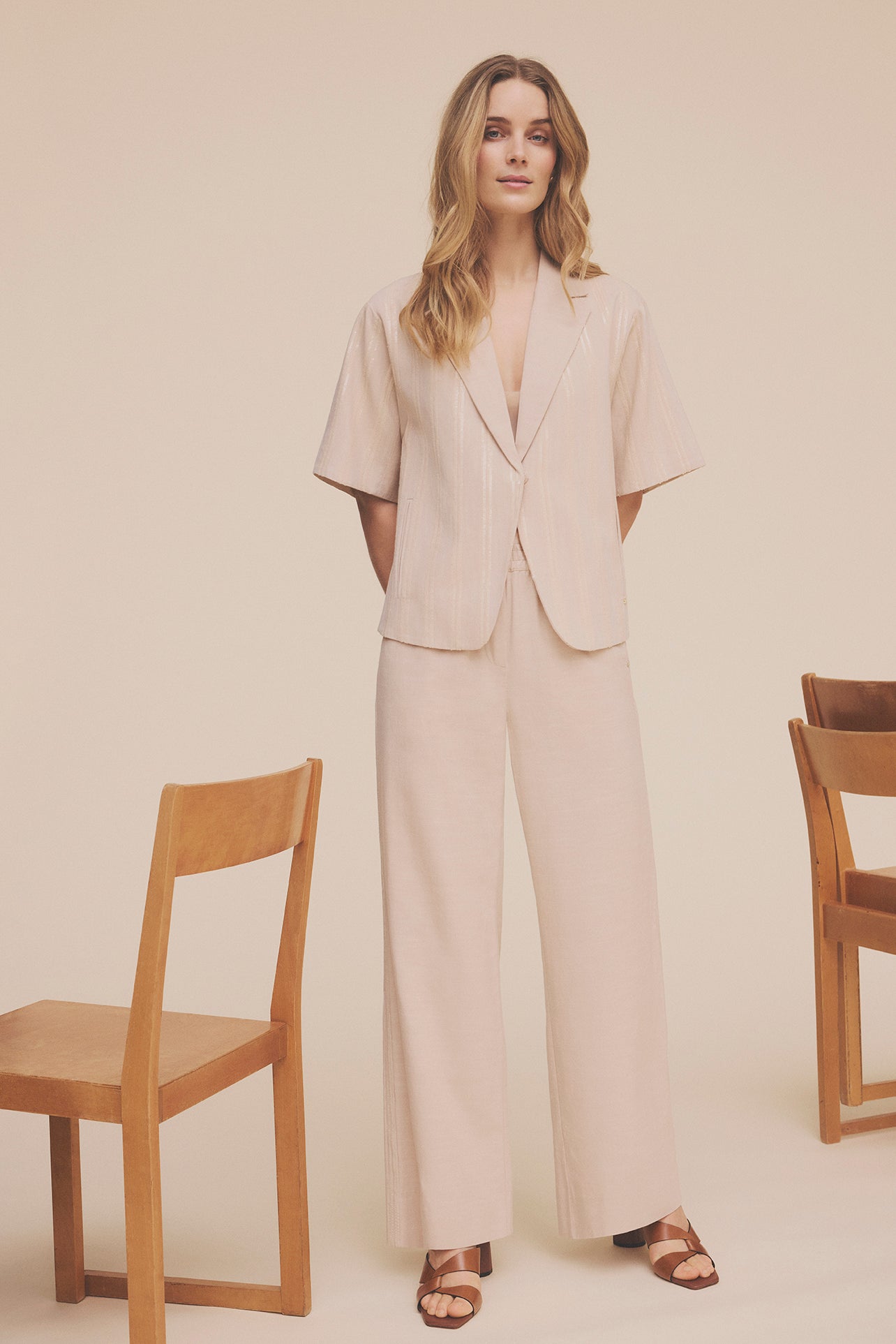 154587 | Gustav - Latina Sand