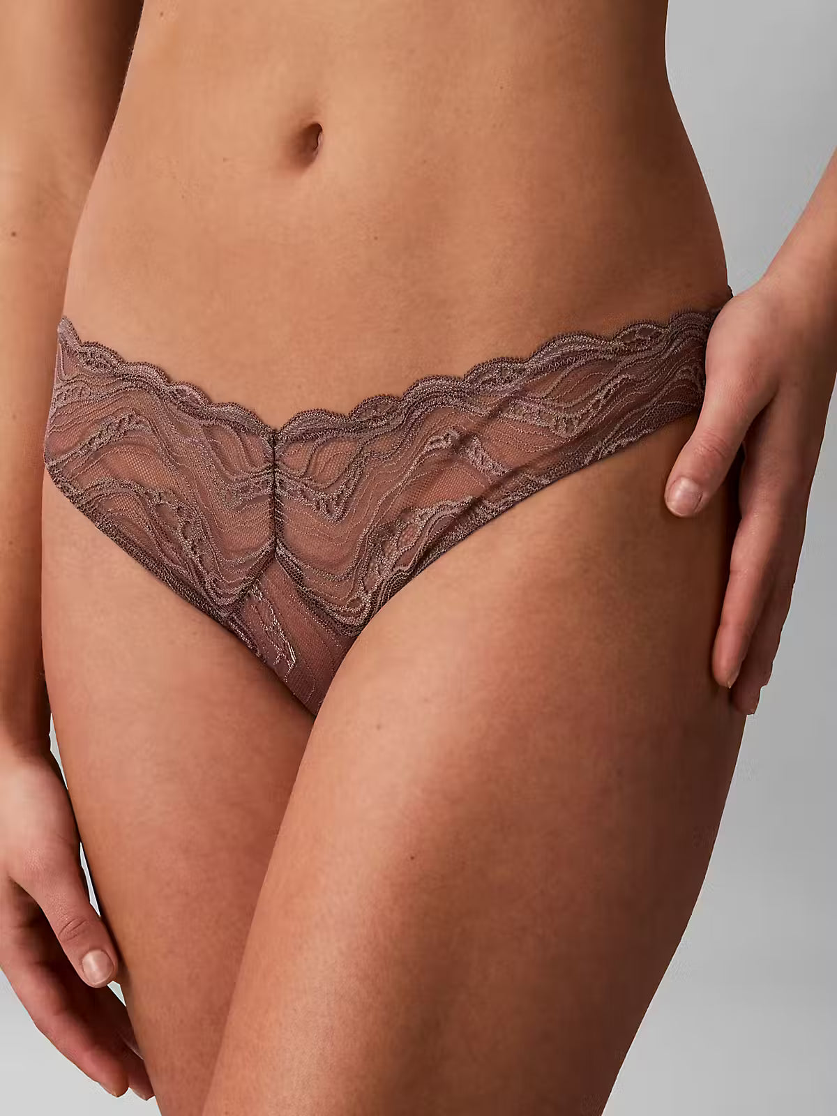 154191 | Calvin Klein - Botanical Brown Mørkebrun