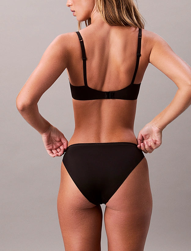 150556 | Calvin Klein - Basic 2025 Black Sort