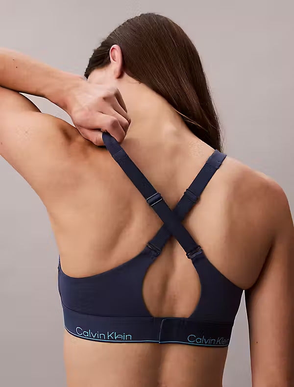 152389 | Calvin Klein - CEC Blå