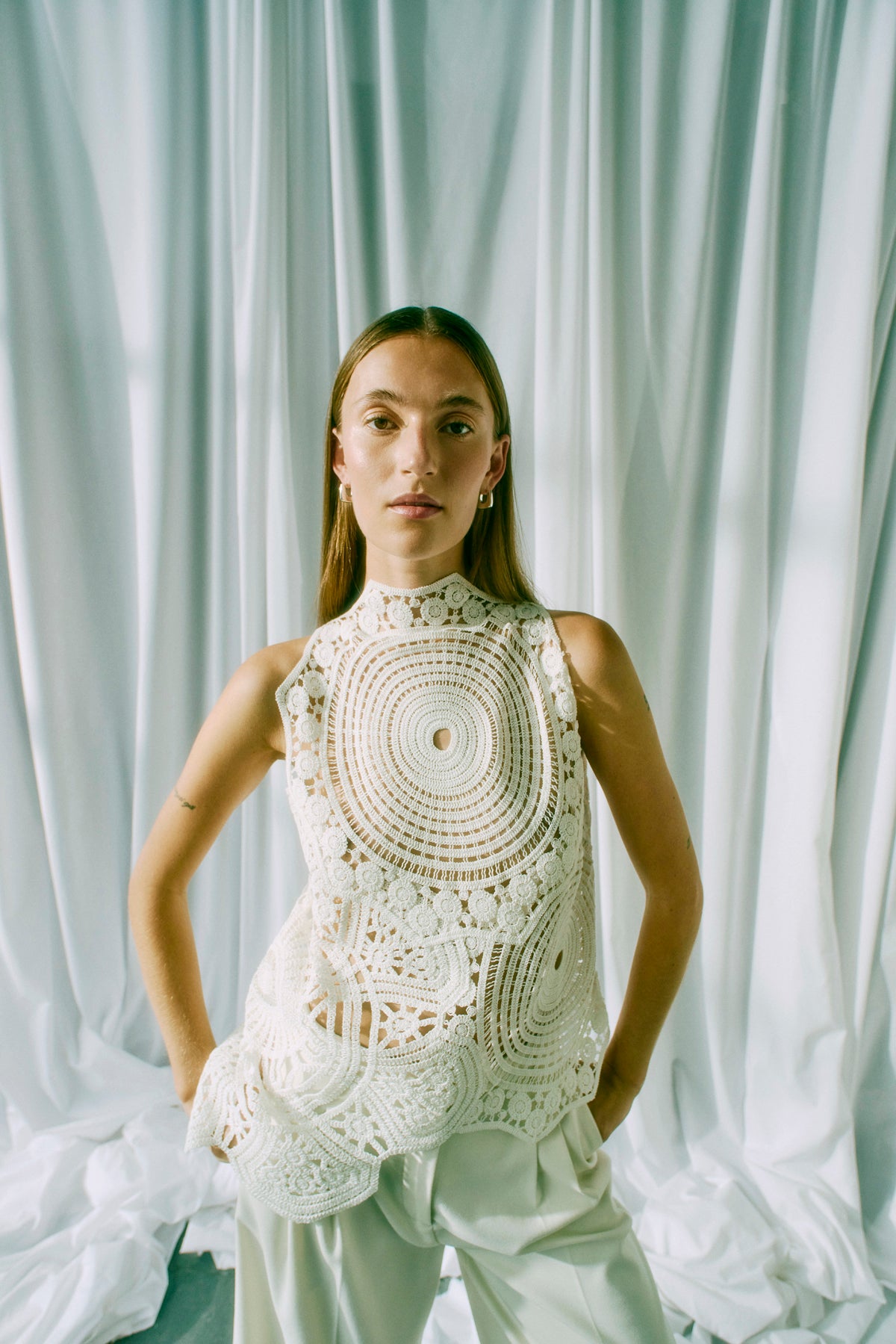 154537 | Copenhagen Muse - Crystal Off white