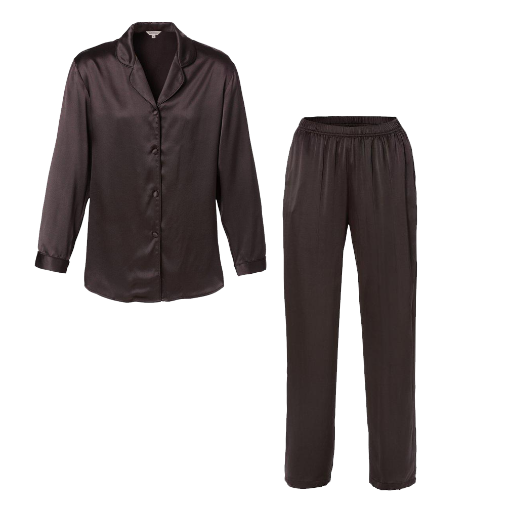 Lady Avenue – Pure Silk Brun: mørkebrunt pyjamas-sæt i silke bestående af en langærmet skjorte og lange bukser, der sikrer optimal komfort.
