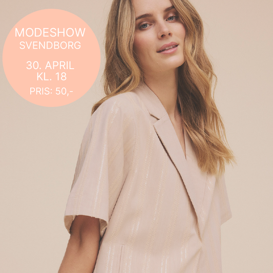 Modeshow billet-Se Beskrivelse i ............ fra Tryde Andrés