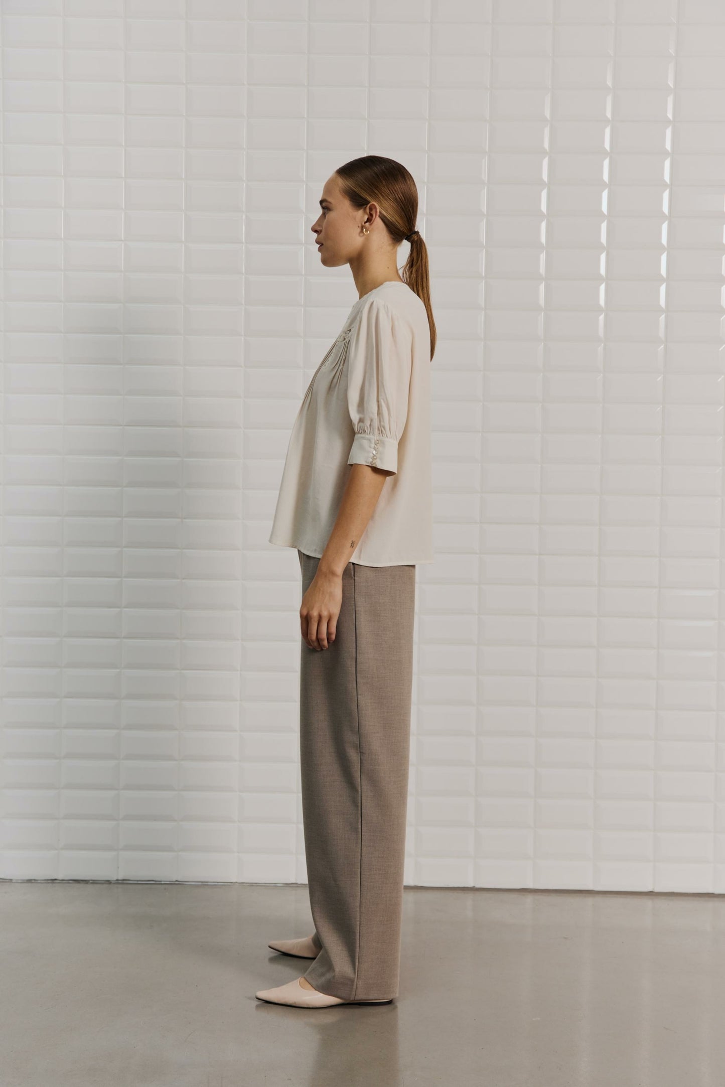 153619 | WithBlack - Jenny Off white