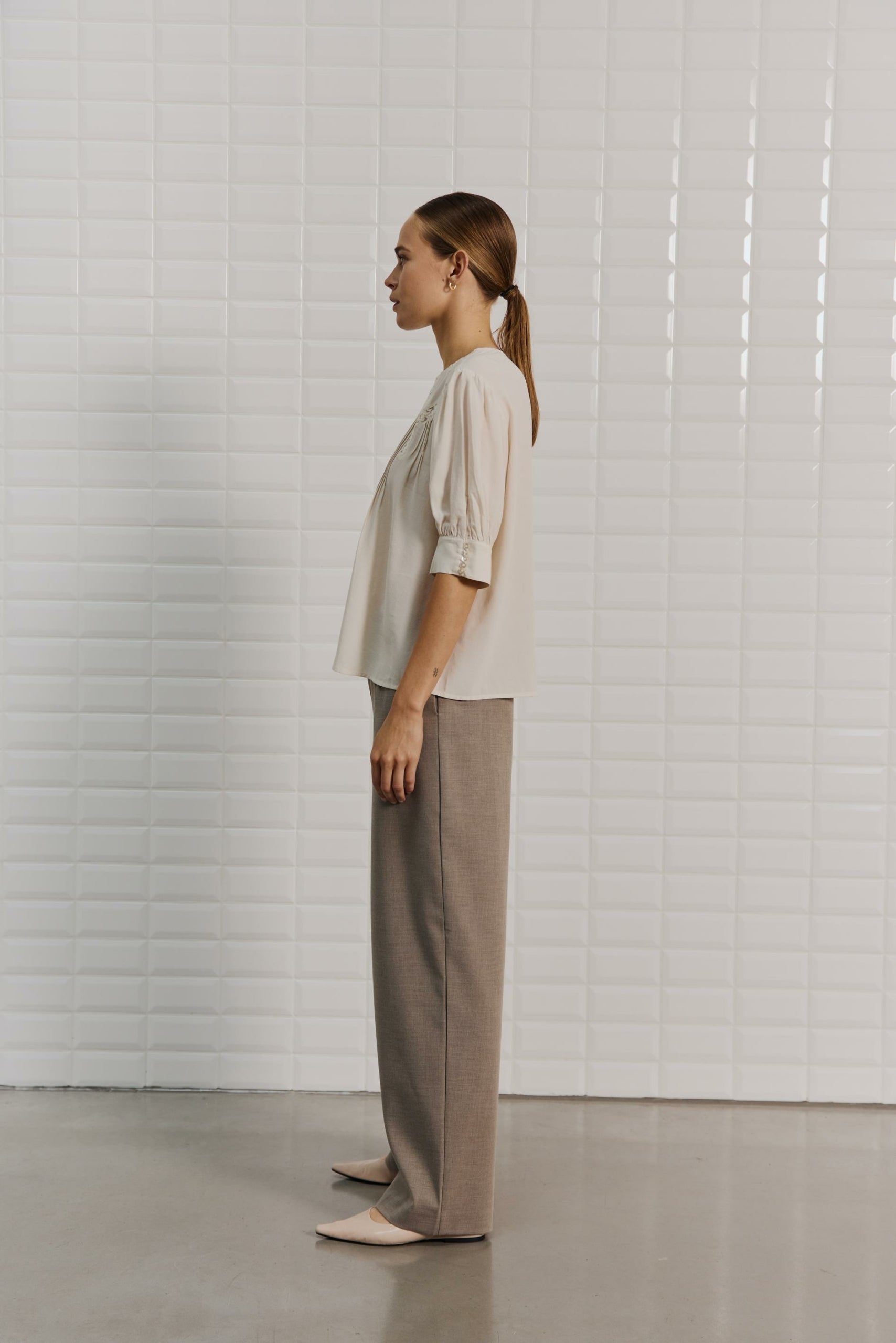 153619 | WithBlack - Jenny Off white