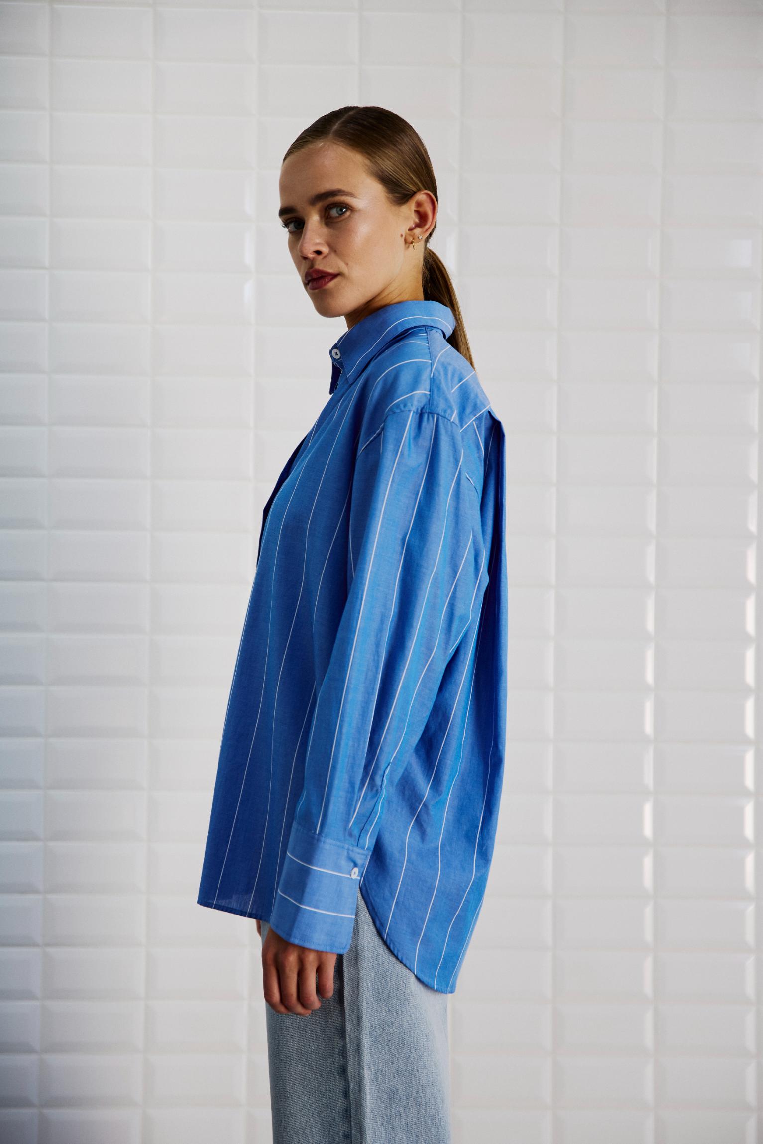 153544 | WithBlack - Noa Blå