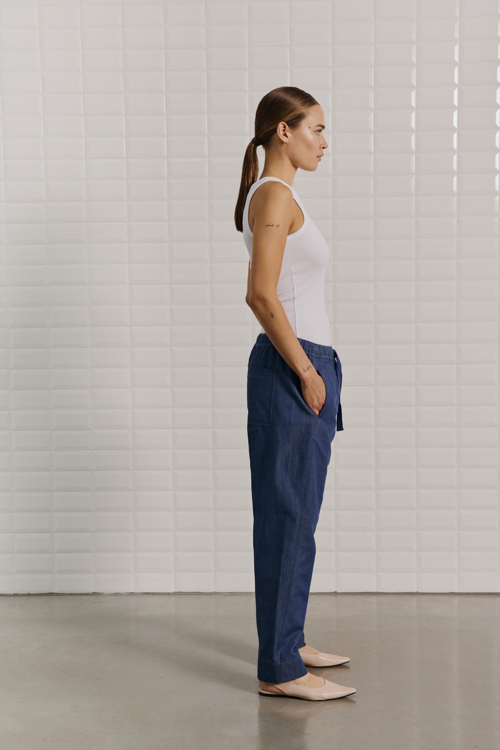 153613 | WithBlack - Victoria Denim