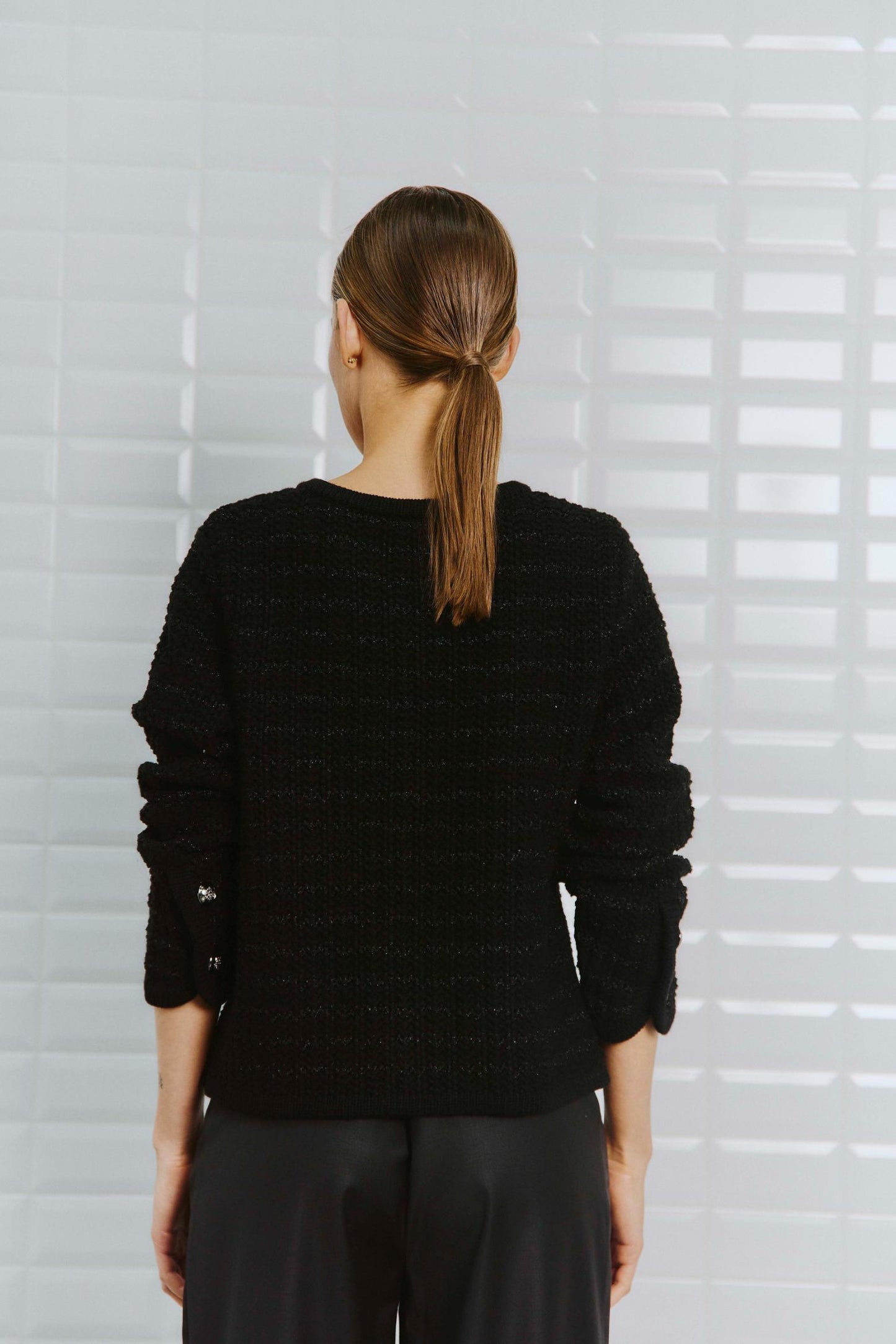 153191 | WithBlack - Alfried Sort