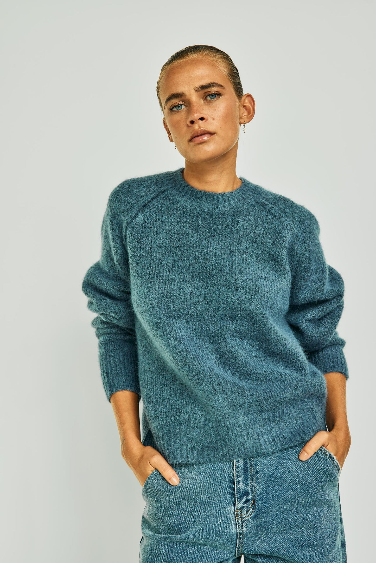 152132 | WithBlack - Andrea Blåmeleret