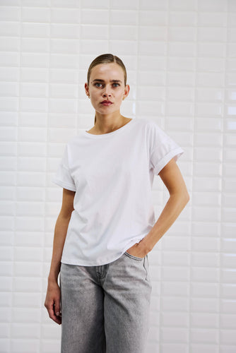 153539 | WithBlack - Corri Hvid