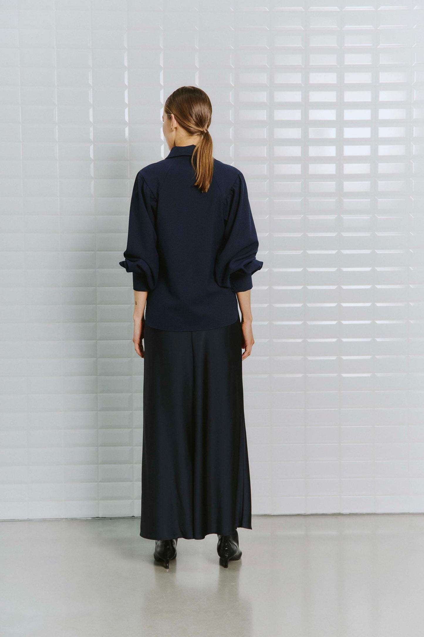 153193 | WithBlack - Dagmar Mørkeblå