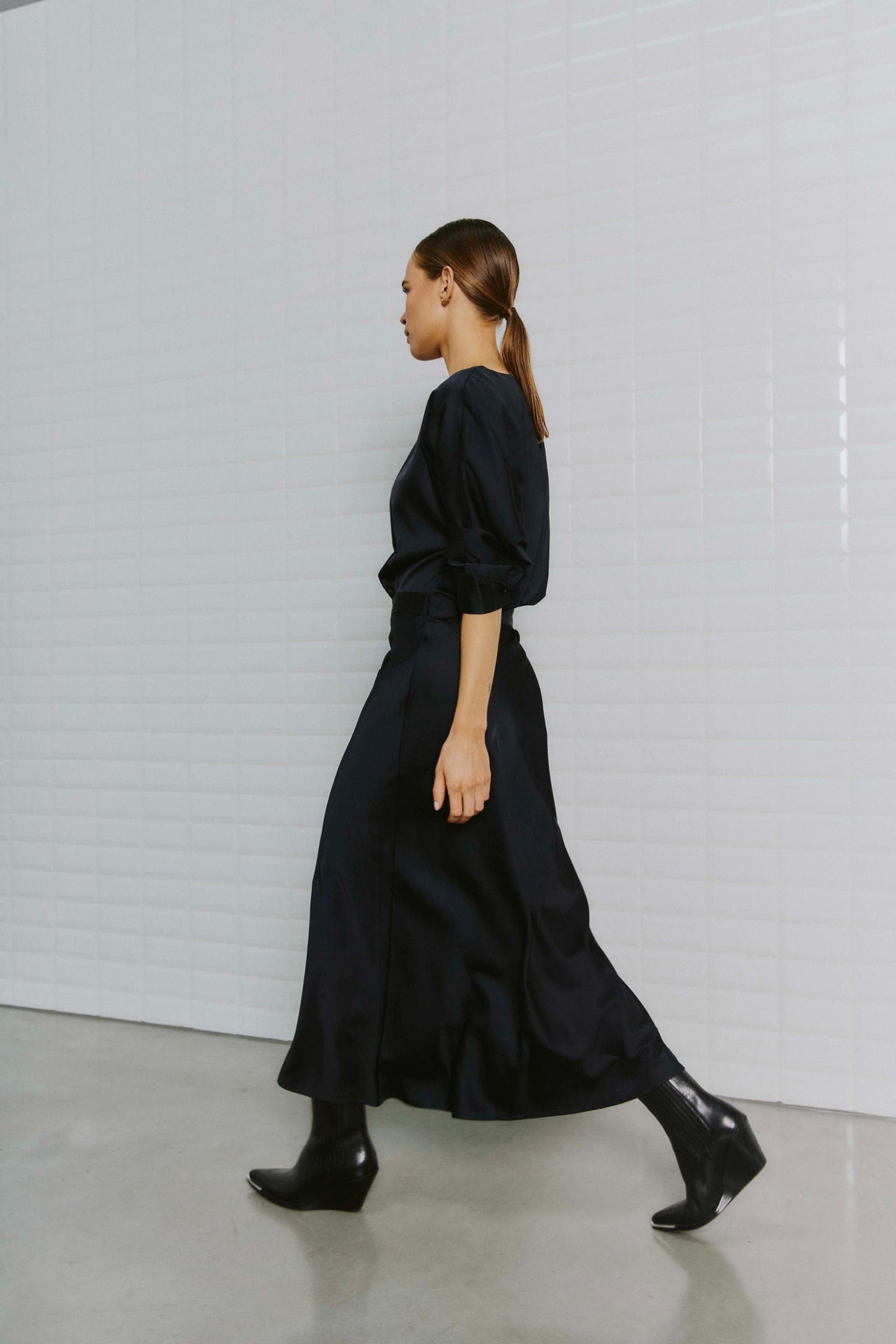 153194 | WithBlack - Dagmar Mørkeblå