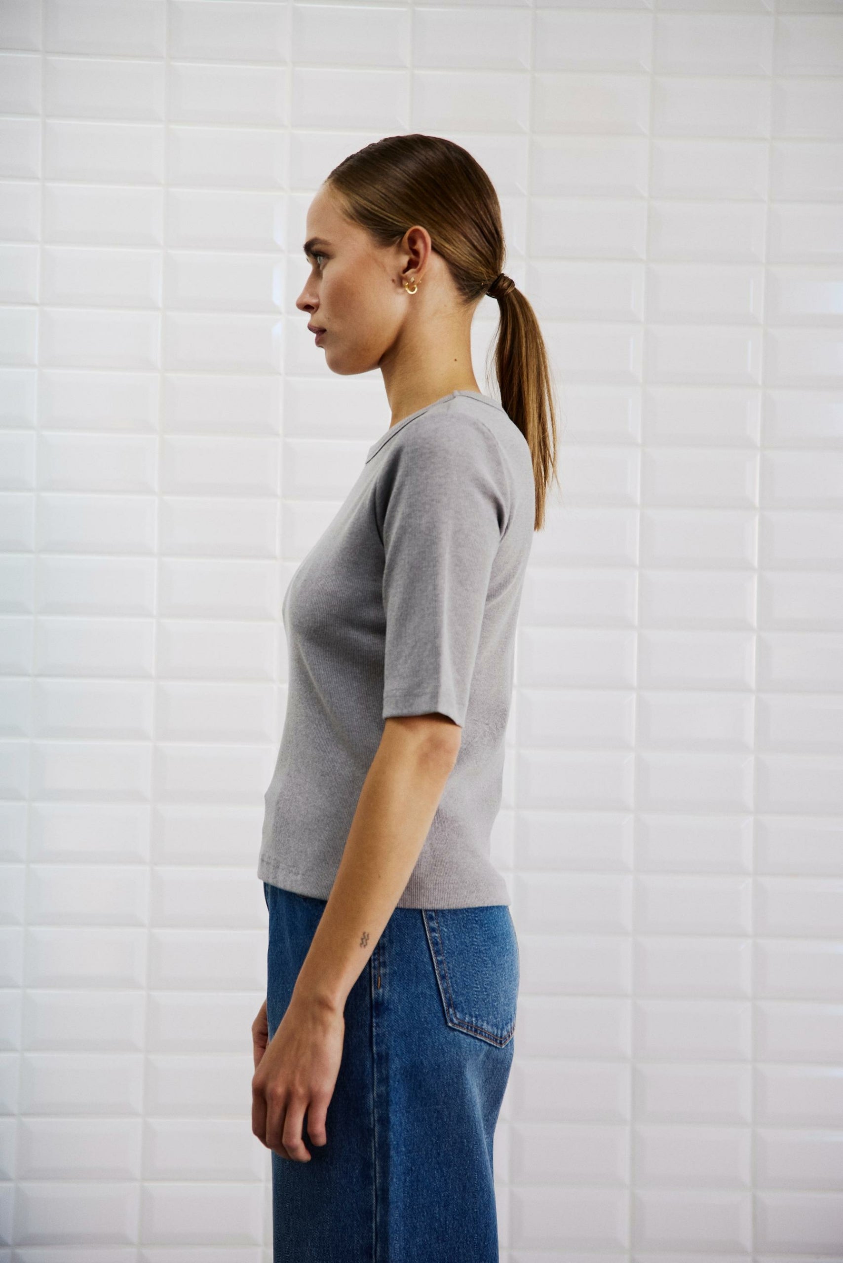 153546 | WithBlack - Lullu Lysegrå