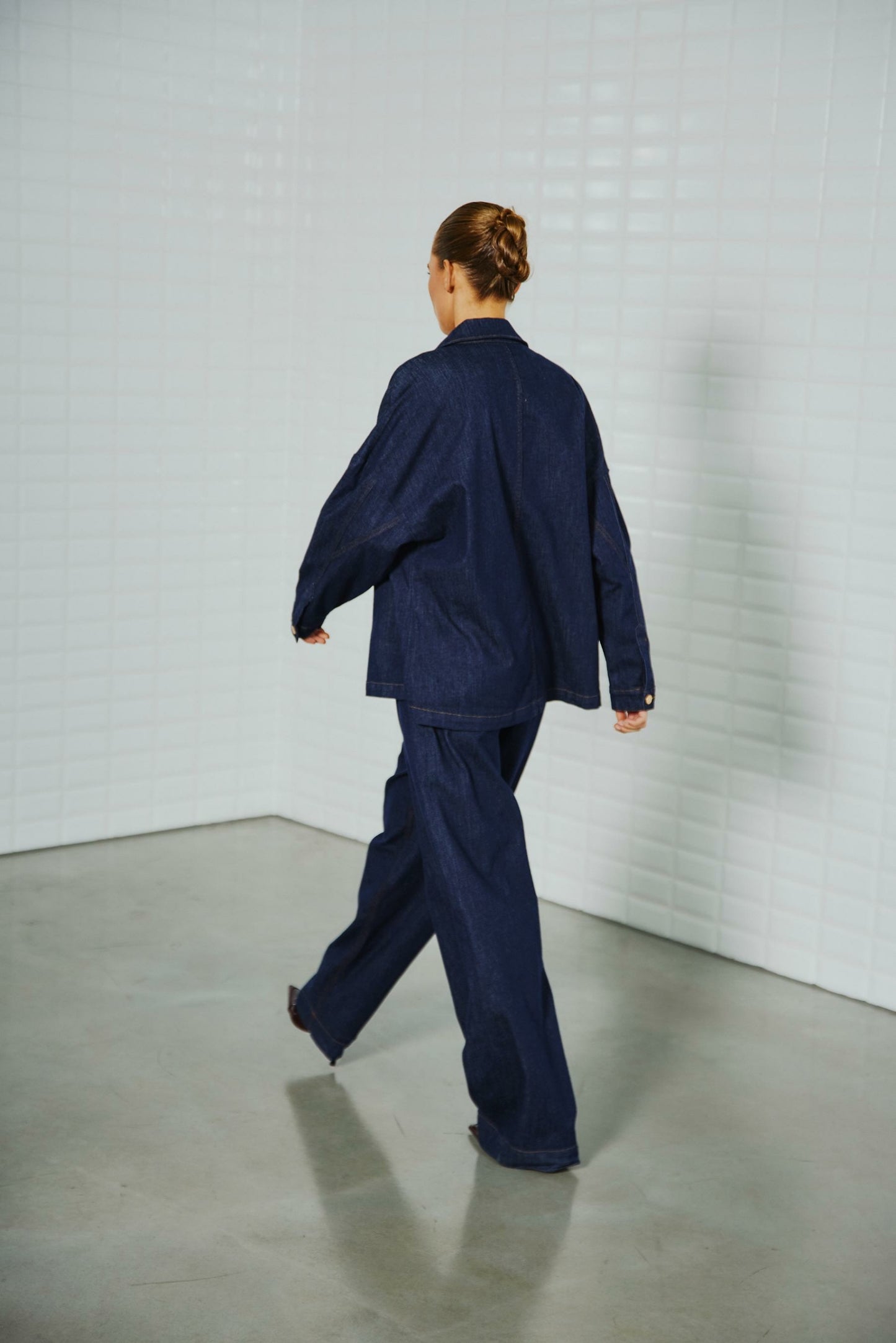 152136 | WithBlack - Odette Mørk denim