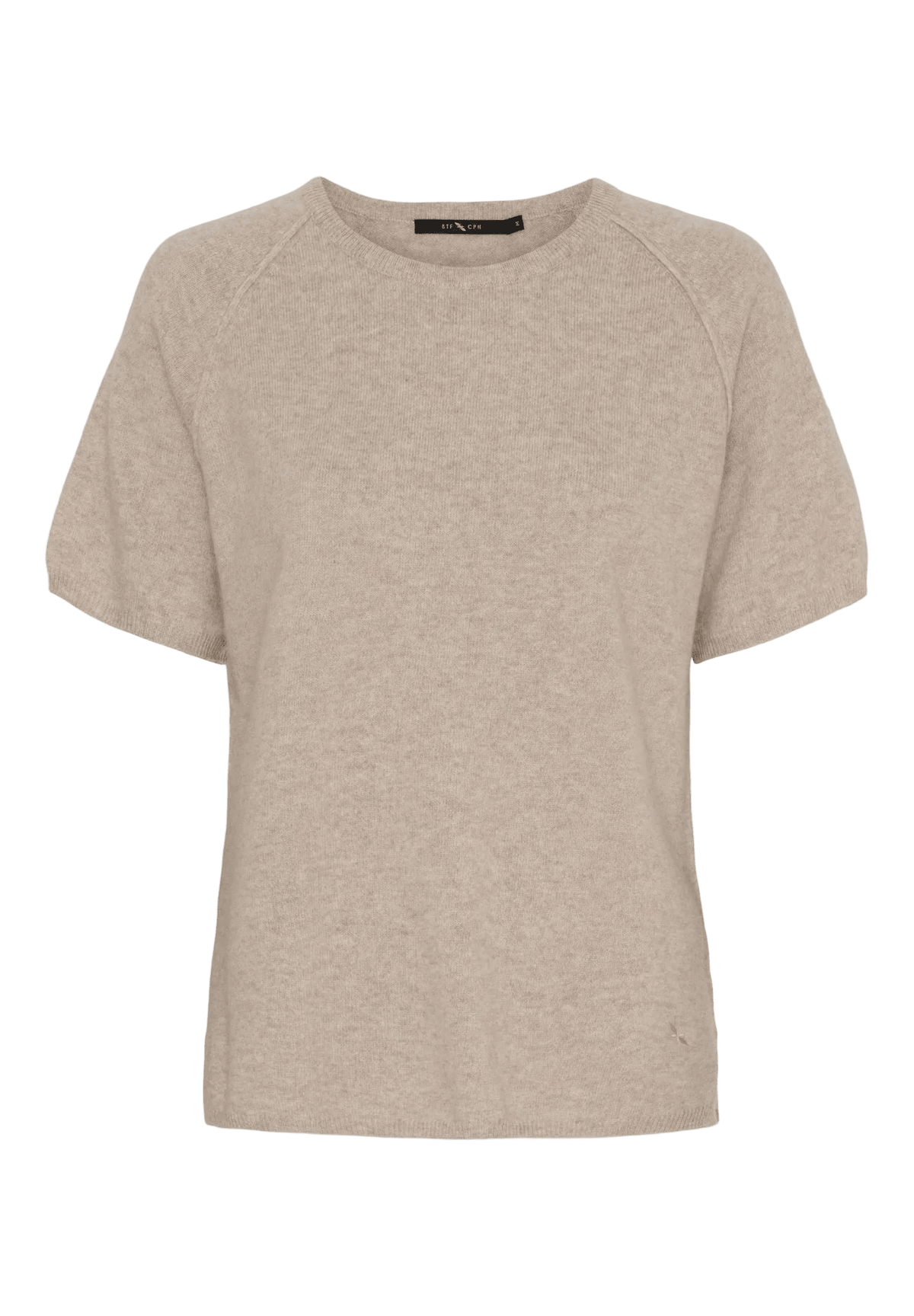 BTF CPH 152201 Bluse Beige: Kortsærmet top i kashmir og merino med rund hals, vist på hvid baggrund.