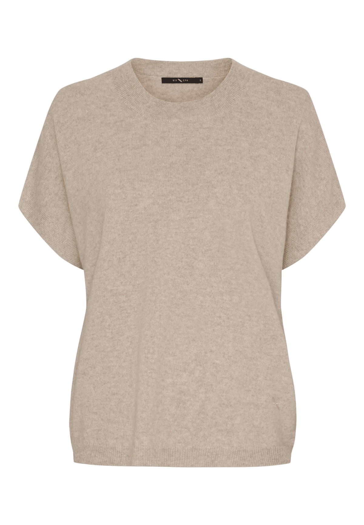 152411 | BTF CPH Cashmere Strik Sand: Beige kortærmet striktrøje med rund hals, i klassisk BTF CPH-stil.
