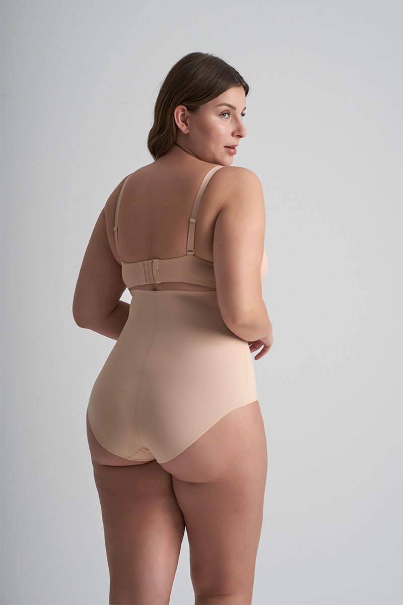 151135 | BYE BRA - High Waist Brief Pudder