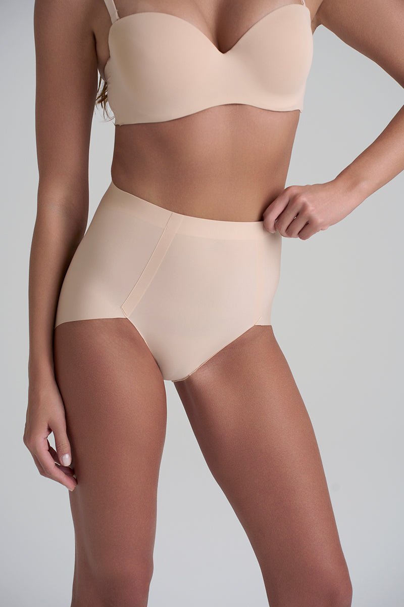 151143 | BYE BRA - Smooth Essentials Mid Waist Br Pudder