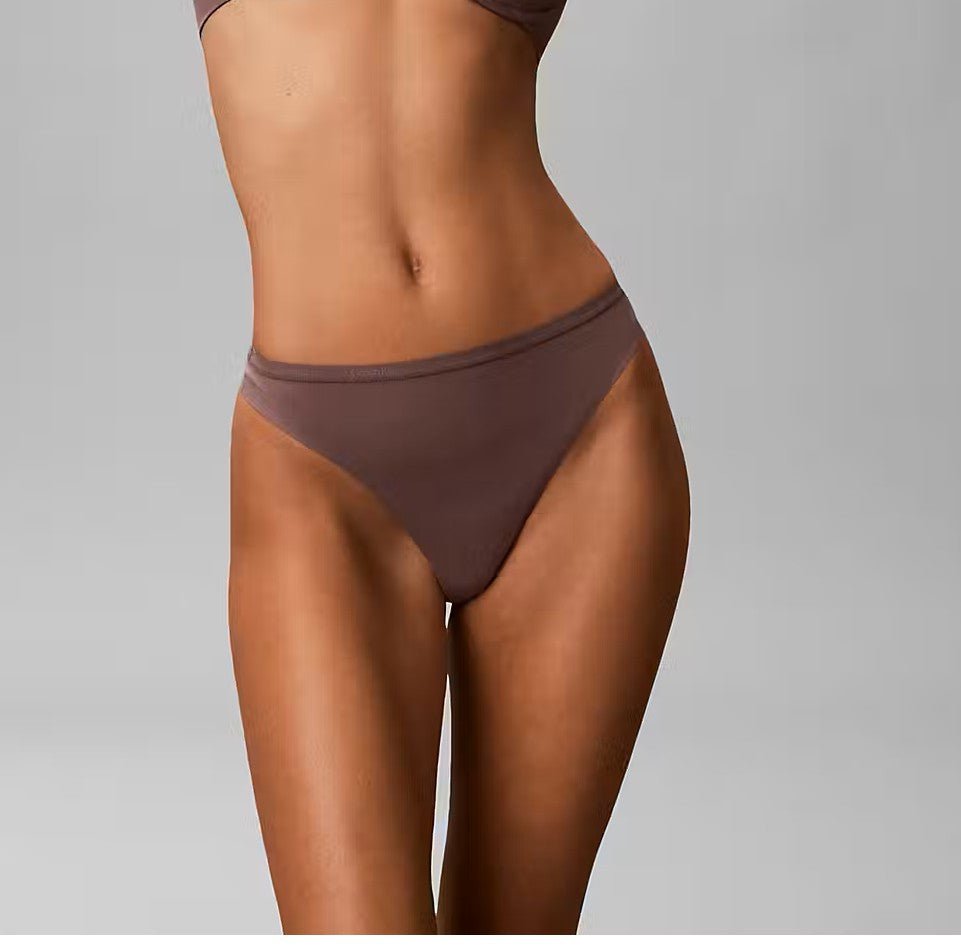 155198 | Calvin Klein - Botanical Brown Brun