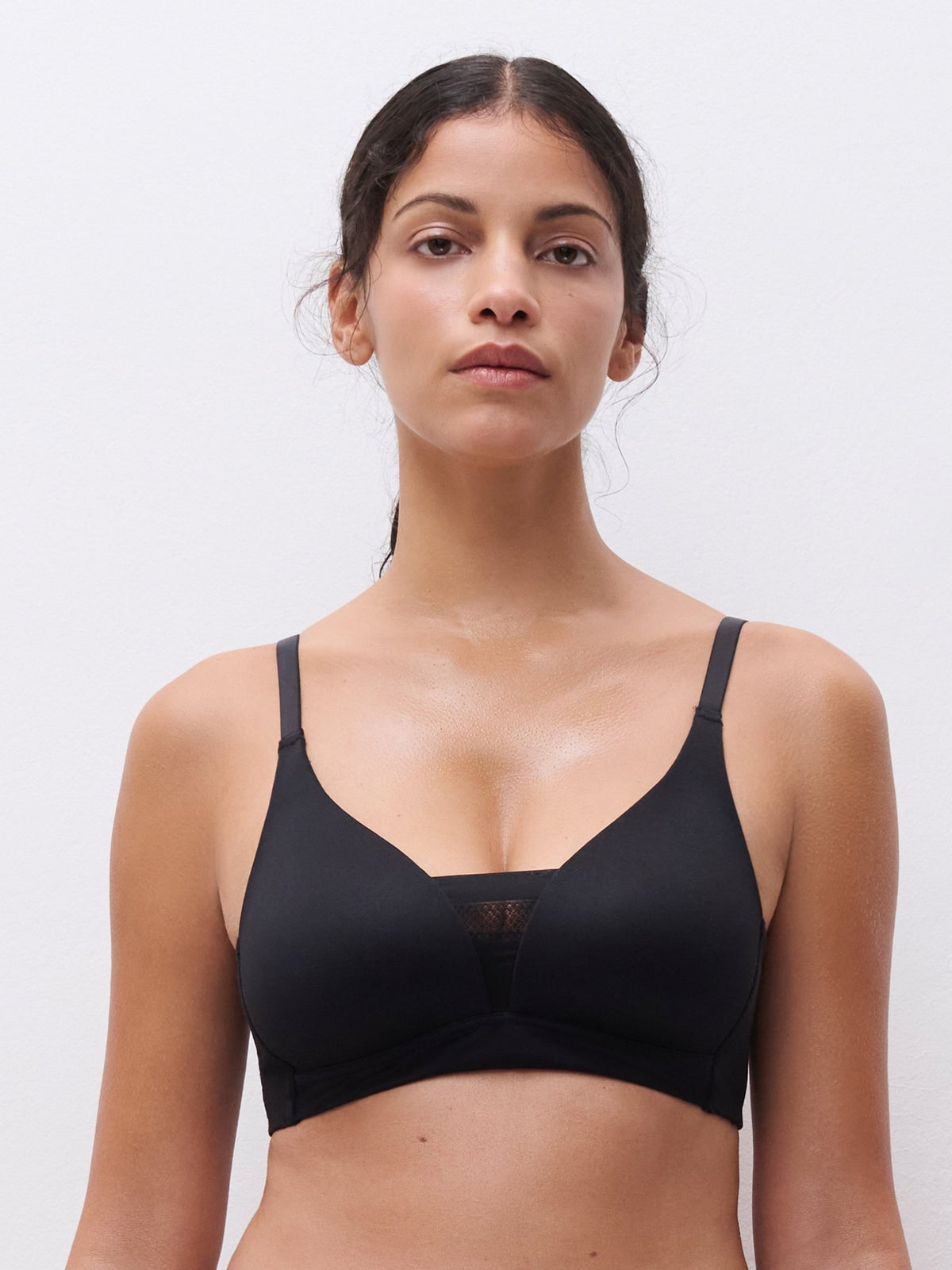 152527 | Chantelle EasyFeel - Easy Bliss Black Sort