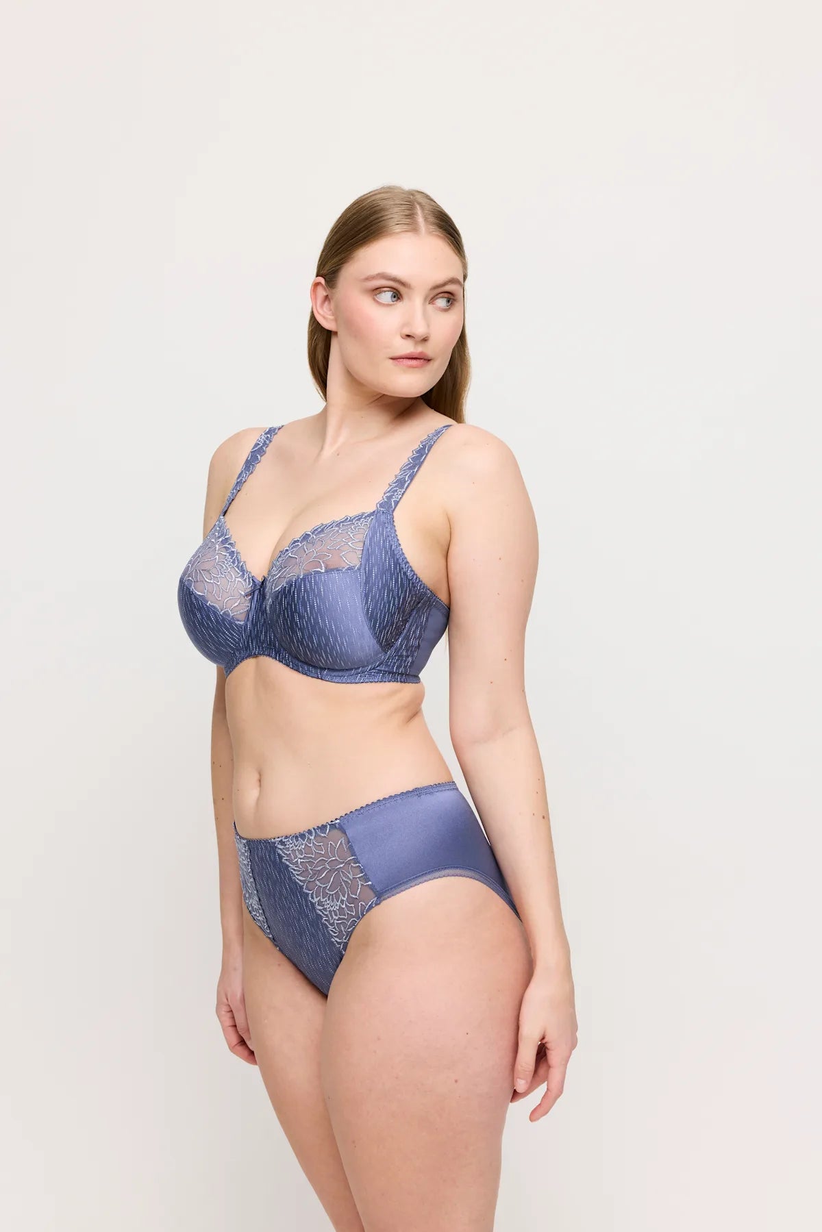 152191 | PrimaDonna - Monterrey Nightshadow Blue Blå