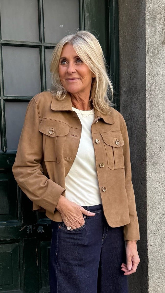 155870 | Gustav - Soho Camel