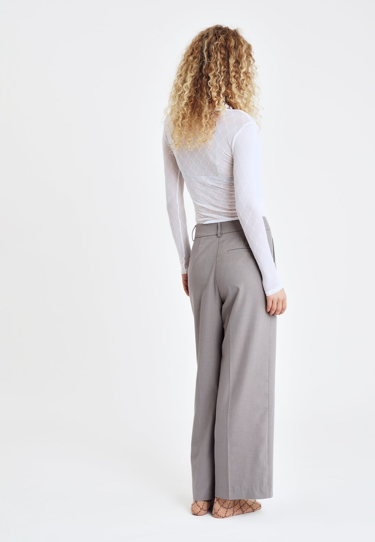 155784 | HYPE THE DETAIL - Mesh Bluse Off white