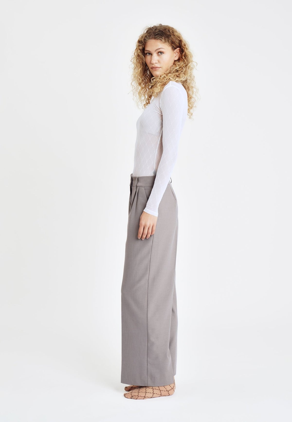 155784 | HYPE THE DETAIL - Mesh Bluse Off white