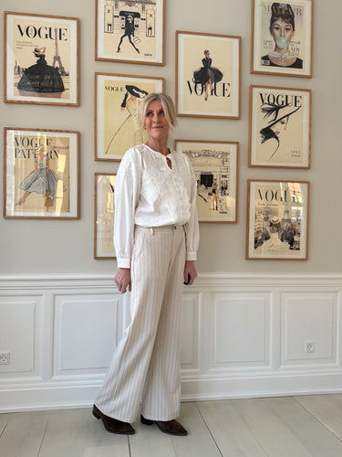 153874 | Black Colour - Napoli Off white